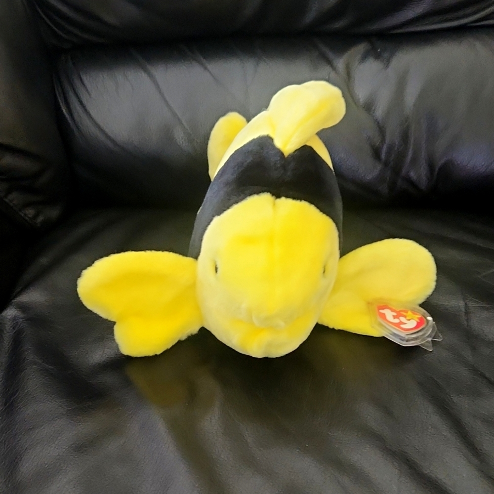 Bubbles black/yellow fish beanie baby